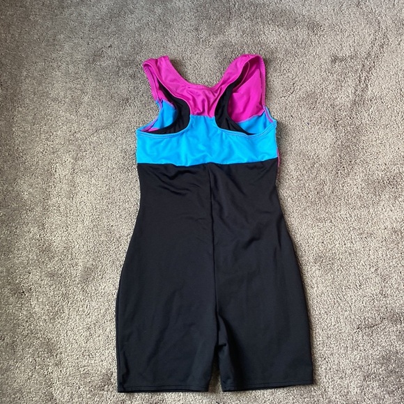 Freestyle Racerback Romper SIZE L - Picture 3 of 4